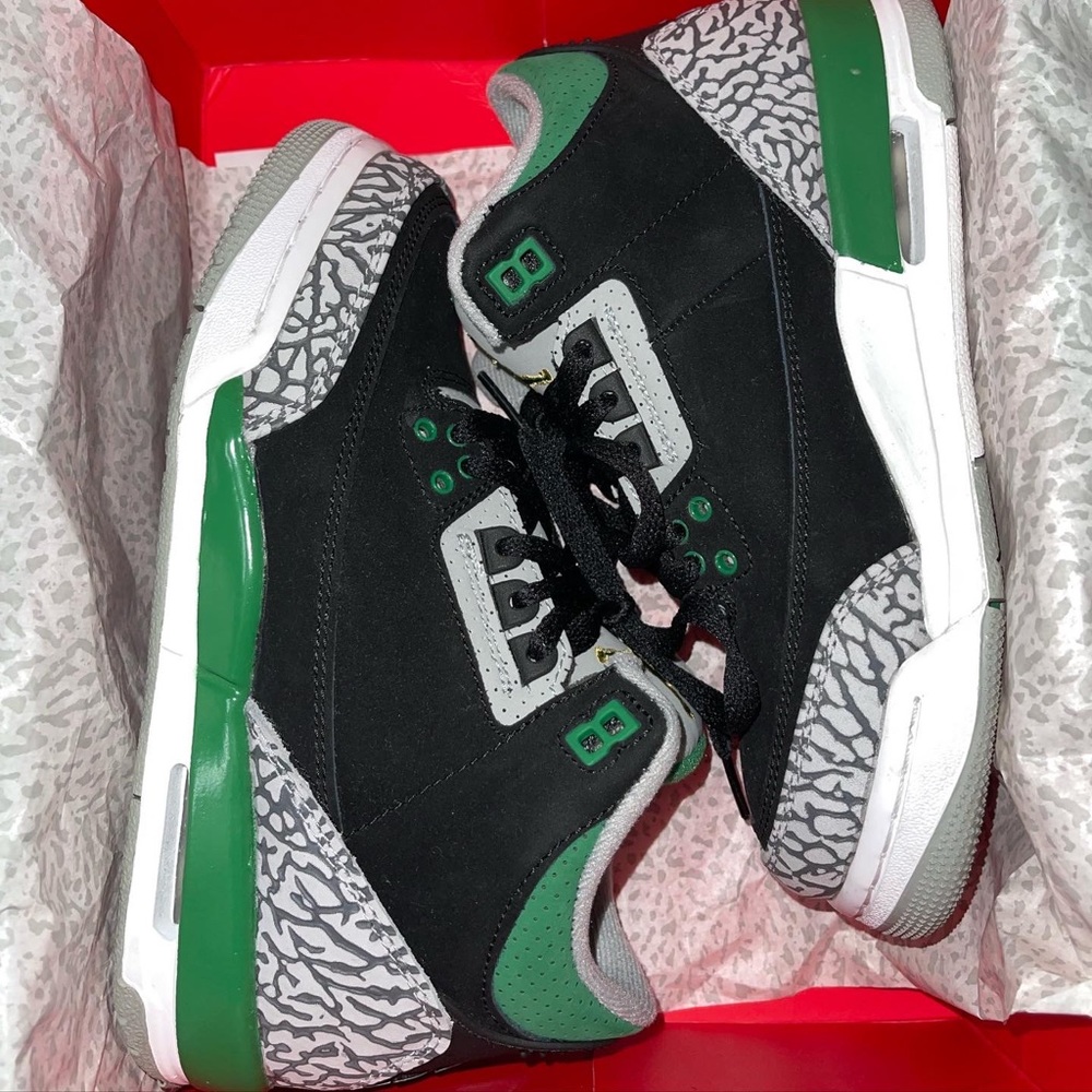 Air Jordan 3s Pine Green GS
